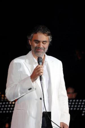 Vertical Andrea Bocelli